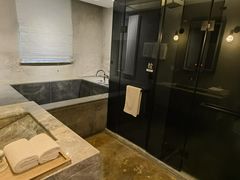 -金岳台私汤温泉度假山庄·创意餐厅(昌平十三陵店)