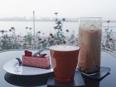 -游心咖啡(青山滨江店)