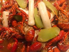 -茸梅路右拐龙虾-农家菜(松江店)