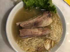 特级龙骨面线汤-松发肉骨茶SongFa(静安嘉里中心店)