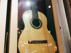 -何顺华吉他沙龙