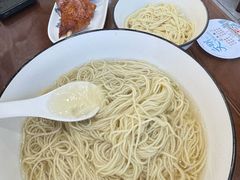 -百年老字号·观振兴蟹黄面·三虾面·苏式面(观前街富仁坊巷店)