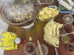 药膳汤底-威邵鸡煲(西华路总店)