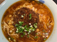 -兵哥豌豆面(雅颂居店)