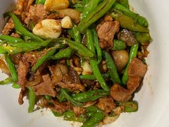 湖南辣椒炒肉-六合居(温江店)