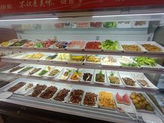 -哈尔滨小酒馆·鲜肉现穿自助烧烤(康新花园店)