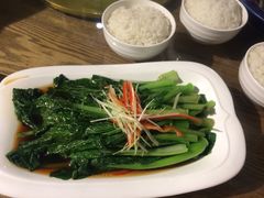 炝炒油麦菜-确喜美味小厨(西单商场兰州店)