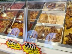 -向妈妈鲜卤(南湖金地店)