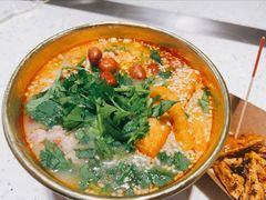 -鹤江桥·红油牛肉粉(SKP店)