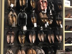 -H&M(鹏欣水游城店)