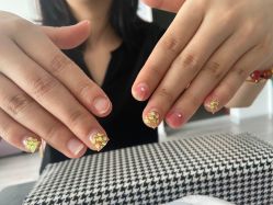 -她所·橙子美学·纹眉·美甲美睫