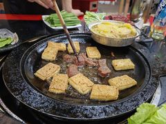 -牛得很·鲜牦牛肉烧烤·牛羊肉菌汤锅(康定店)