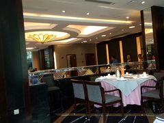-御花园·粤菜·海鲜火锅(中山公园店)