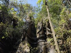 -梭布垭石林景区