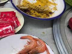 -墨脱石锅椰子鸡•香草鸭•东山羊(大东海店)