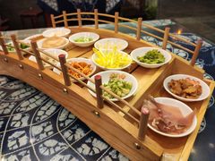 鲜花怒放过桥米线-桥香园过桥米线(复兴路店)