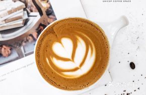 Black and White Oat Milk Latte