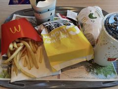 -麦当劳(卫星广场店)