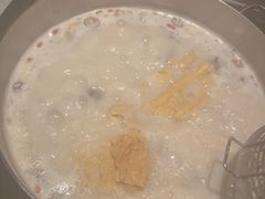 -尚尚仙·酸汤猪手·猪肚鸡火锅(华联万柳购物中心店)
