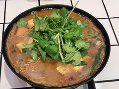 -肥汁米蘭香港米线(长宁来福士店)