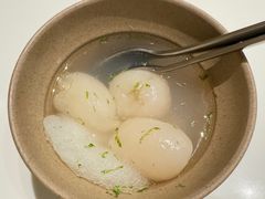 红毛丹凤梨-胡麻(静安嘉里店)