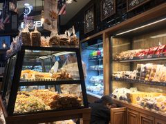 面包甜点陈列柜-津乐园(营口道店)
