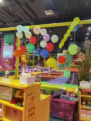 -蹦蹦跳跳(新奥购物中心店)