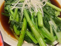 -先启半步颠小酒馆(周浦万达店)