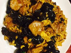 -金牌餐厅·天津菜·八珍豆腐·老爆三(瓷房子店)