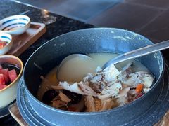 -雾山韩式烤肉·海南糟粕&椰子鸡火锅·海景餐厅(三亚绿发山海天JW万豪酒店)