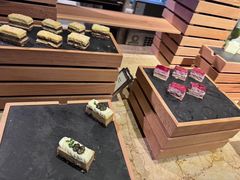 -大中华希尔顿酒店-念自助餐·嗨啤·小龙虾