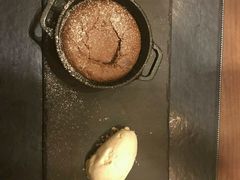 -恰餐厅及酒吧 CHAR Bar & Grill (北京丽都皇冠假日店)
