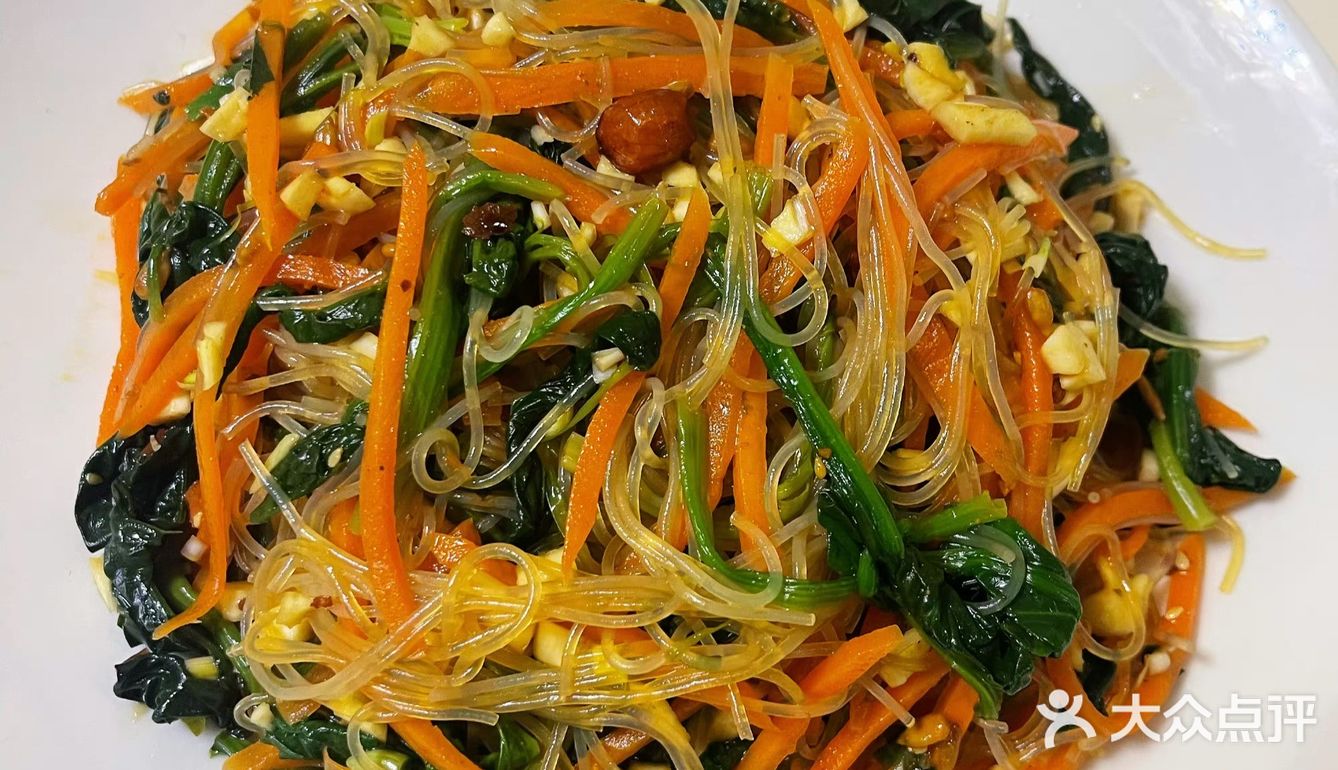 简单吃点儿吧，最近是一点儿也不想吃肉。你们是不知道小时候的我