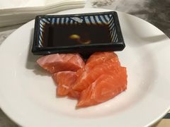 -金马门国际美食百汇(珞喻路店)