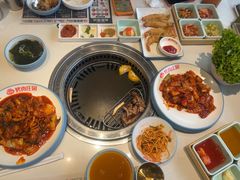 -韩香福烤肉庄园(文化西路店)