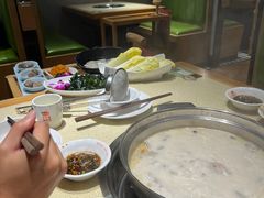 -煲大王猪肚鸡·椰子鸡火锅(红谷滩万达店)