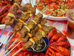 -肥小宝·金牌油焖大虾(襄阳龙虾地标店)