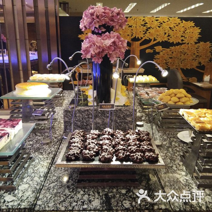 南京大饭店自助餐厅