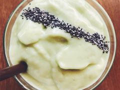 -ROAST coffee & eatery