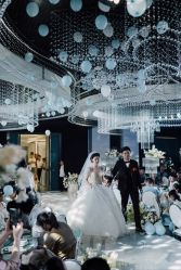 -Color卡诺婚纱礼服馆(南京严选店)