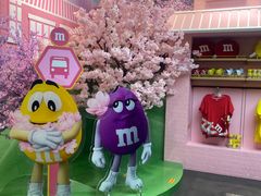 -m豆巧克力世界(上海世茂广场店)