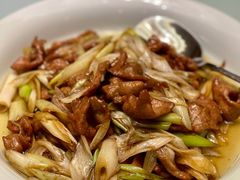 葱爆羊肉-三义和酒楼(千佛山店)