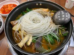 脊骨土豆汤-元堂脊骨土豆汤(明洞2号店)