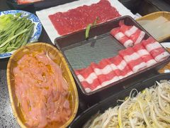-宽板凳老灶火锅(台湾街店)