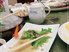 -黄埔华苑酒家(黄埔店)