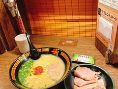 -一兰拉面(梅田阪急东通店)