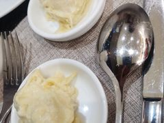 榴莲-东方红海鲜百汇(国际大厦店)