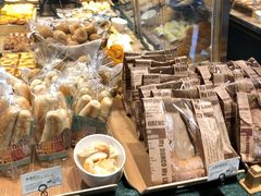 -东哥面包(江宁大润发店)