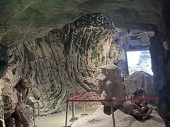 -房山世界地质公园博物馆