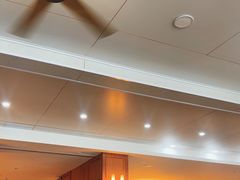 -鹏城人家海鲜酒家·23年老字号(较场尾店)